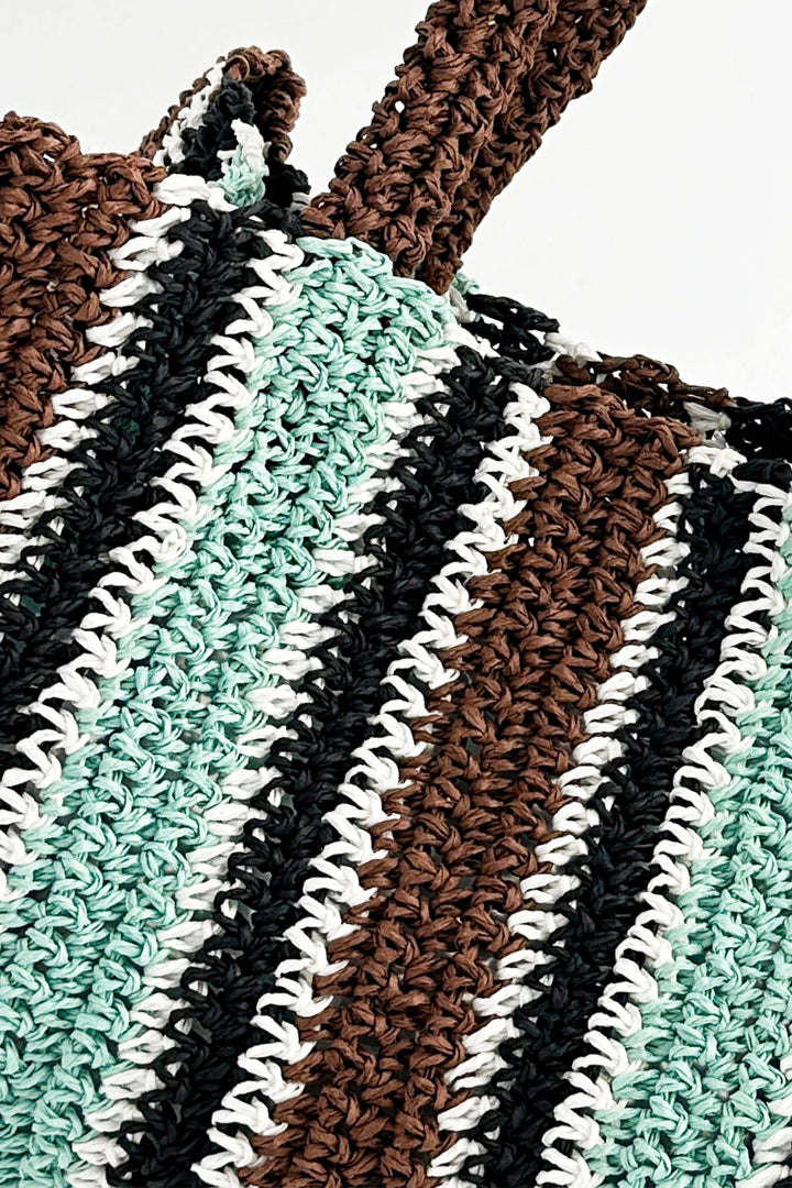 Detail of crochet shopper