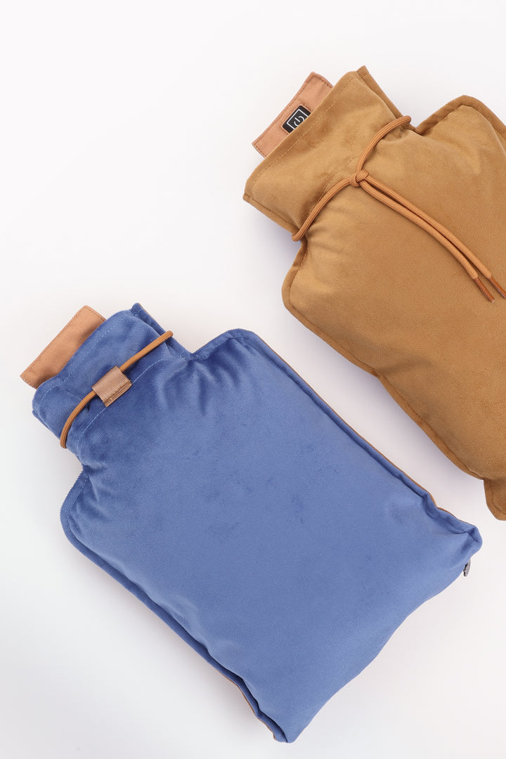 both sides of duotone e-heating pillow, one blue and one brown, on a white background.