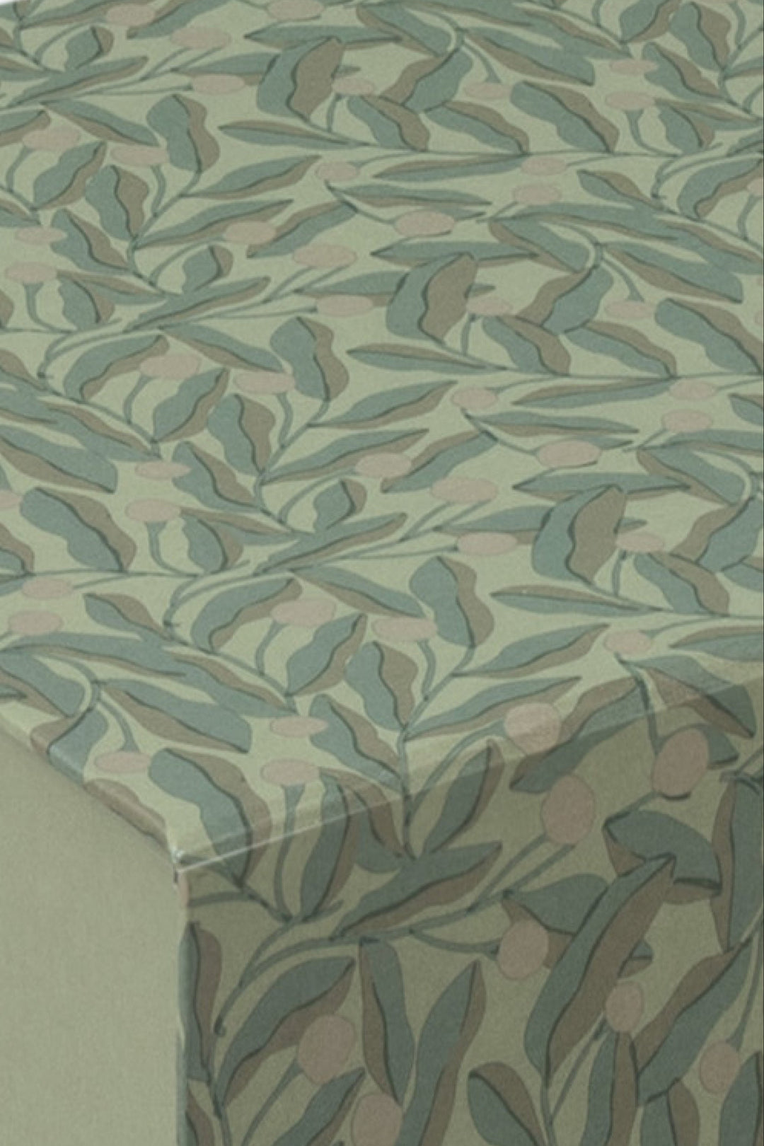 Close-up of A5 foldable modular desk organiser box showing berry leaf pattern on the lid and edges
