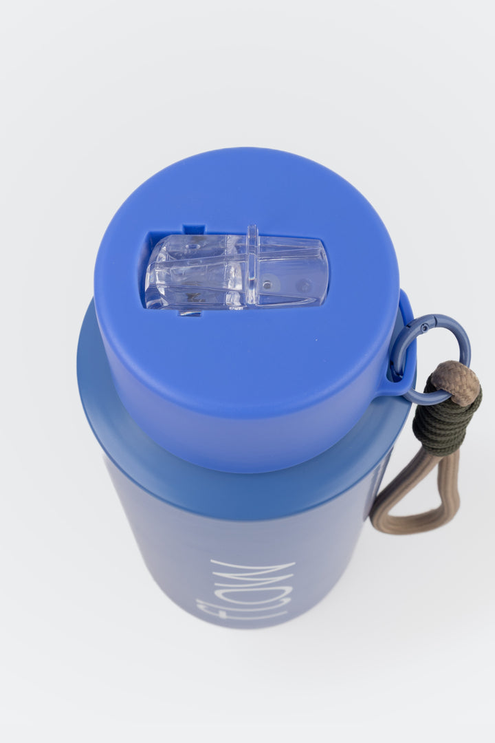 top view of flip mouthpiece on blue insulated flow bottle
